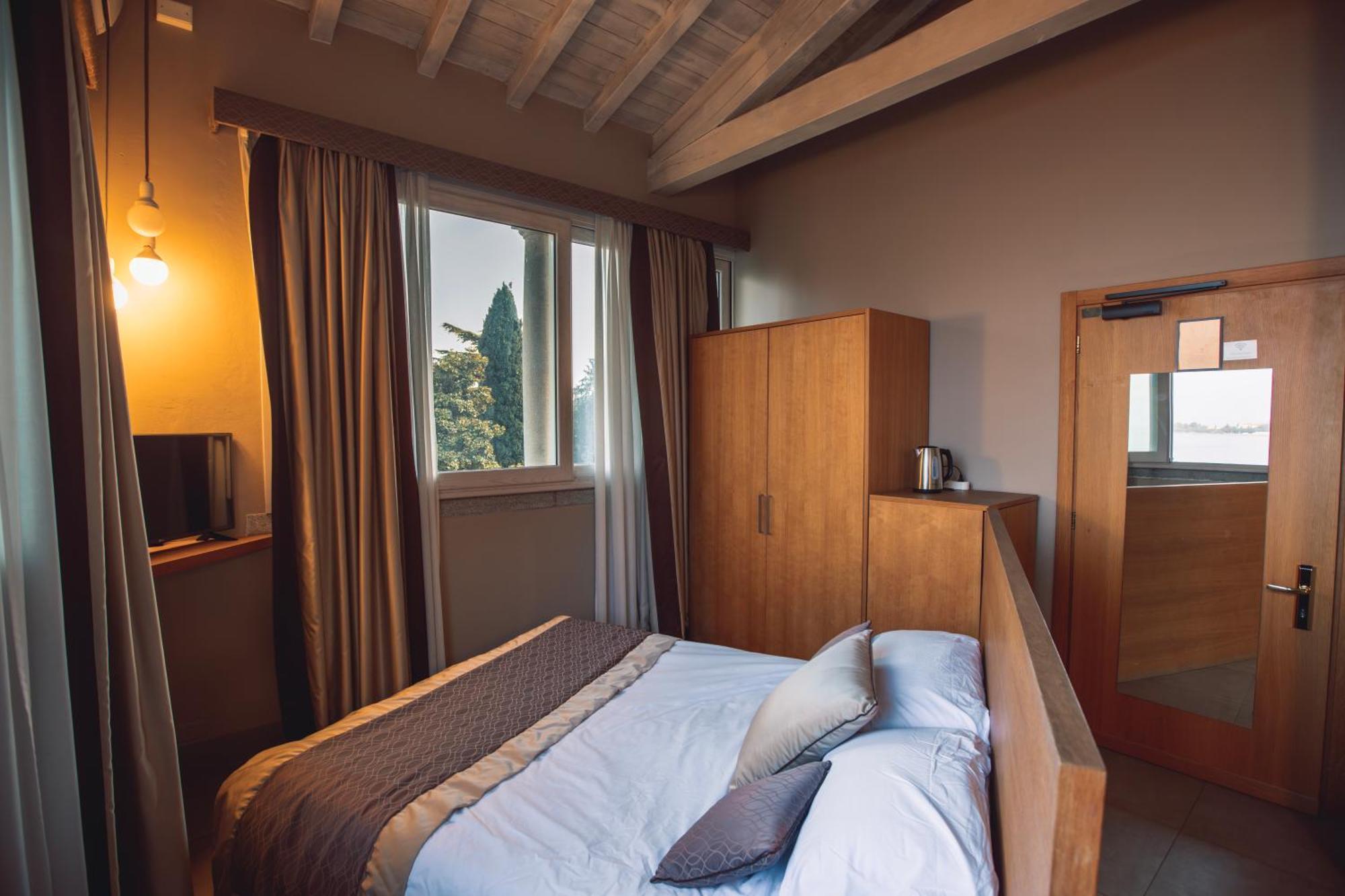 Hotel Villa Maria Au Lac - Estella Hotels Italia Toscolano Maderno Luaran gambar